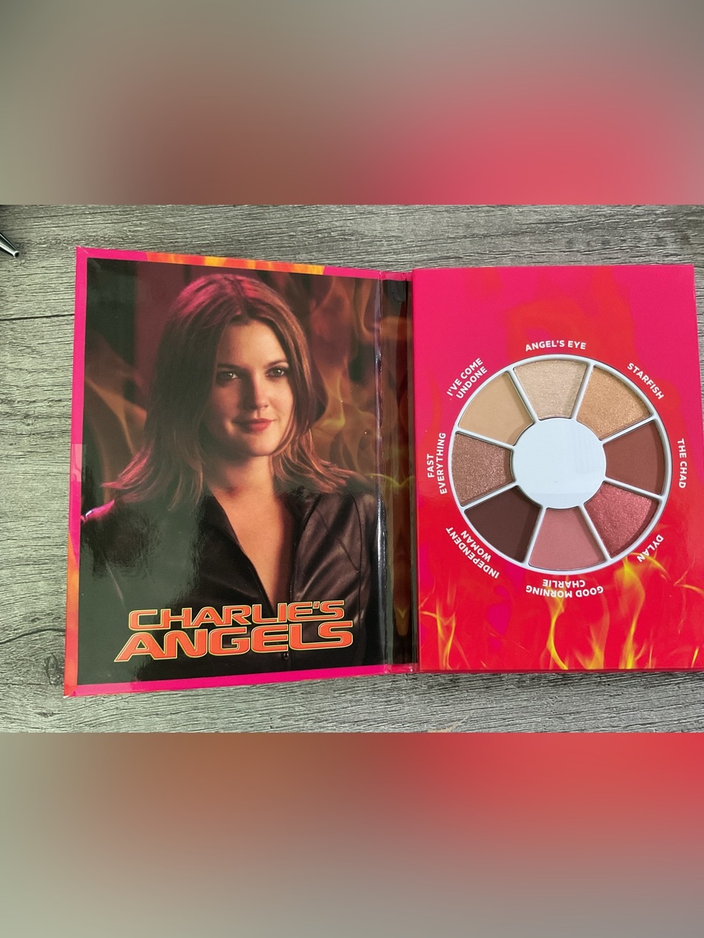NIB FLOWER Beauty x Charlie’s Angels Eyeshadow Palette Limited Edition Y2K Dylan - Picture 5 of 5